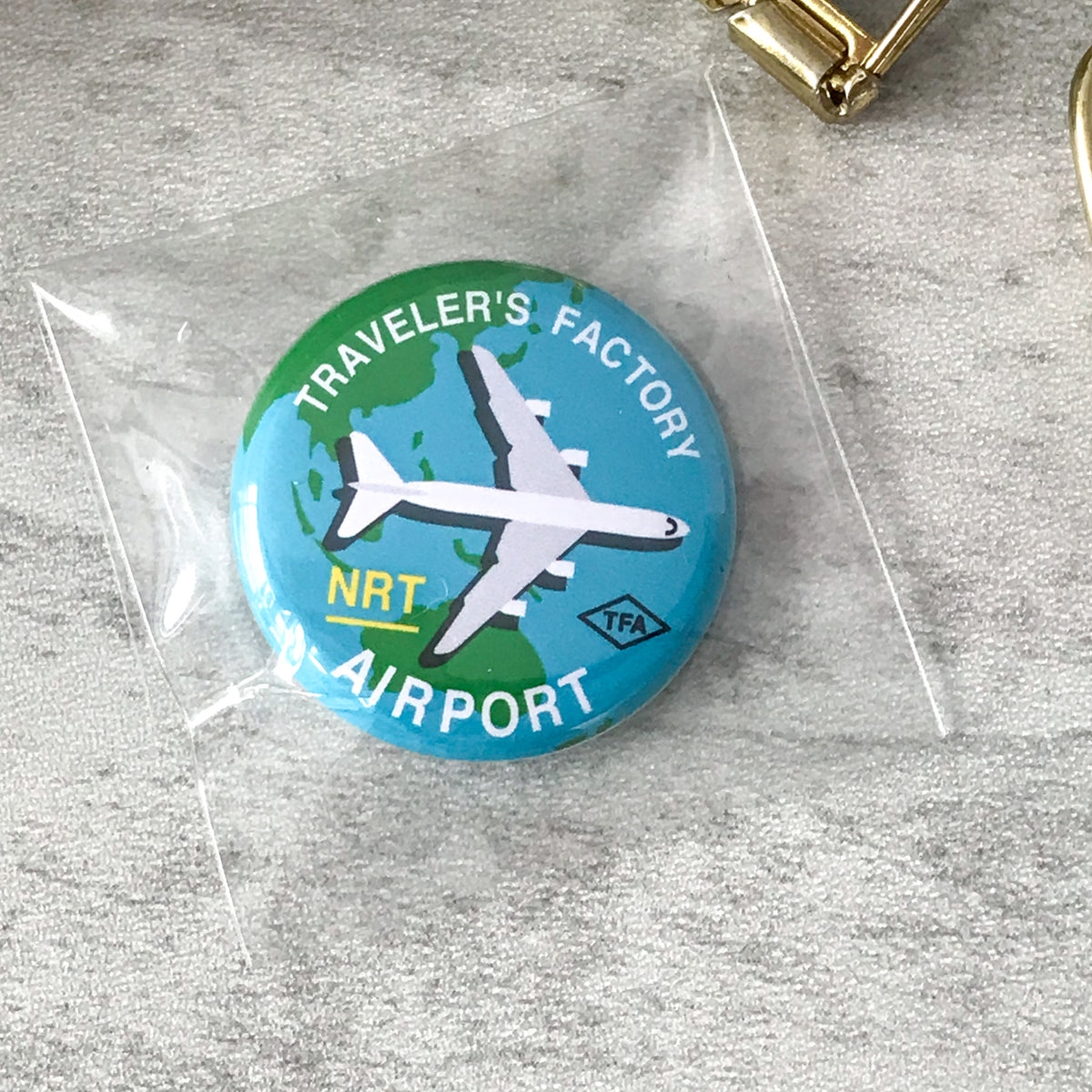 Traveler's Company: Traveler's Badge (Narita Limited) Charm - Art Bloss