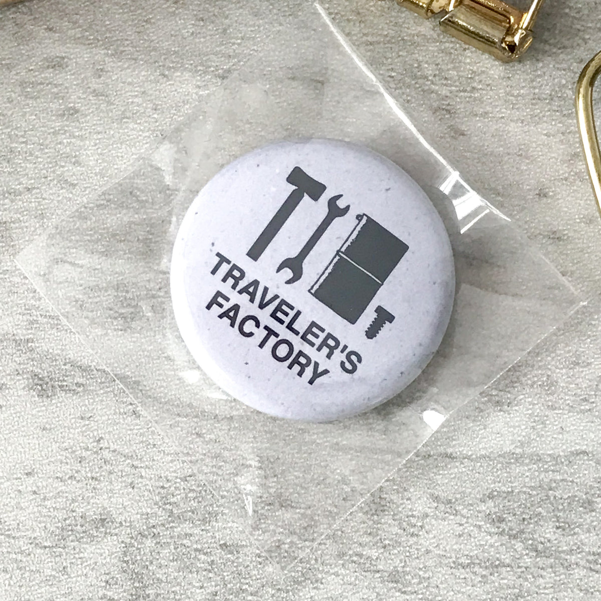 Traveler's Company: Traveler's Badge (Narita Limited) Charm - Art Bloss