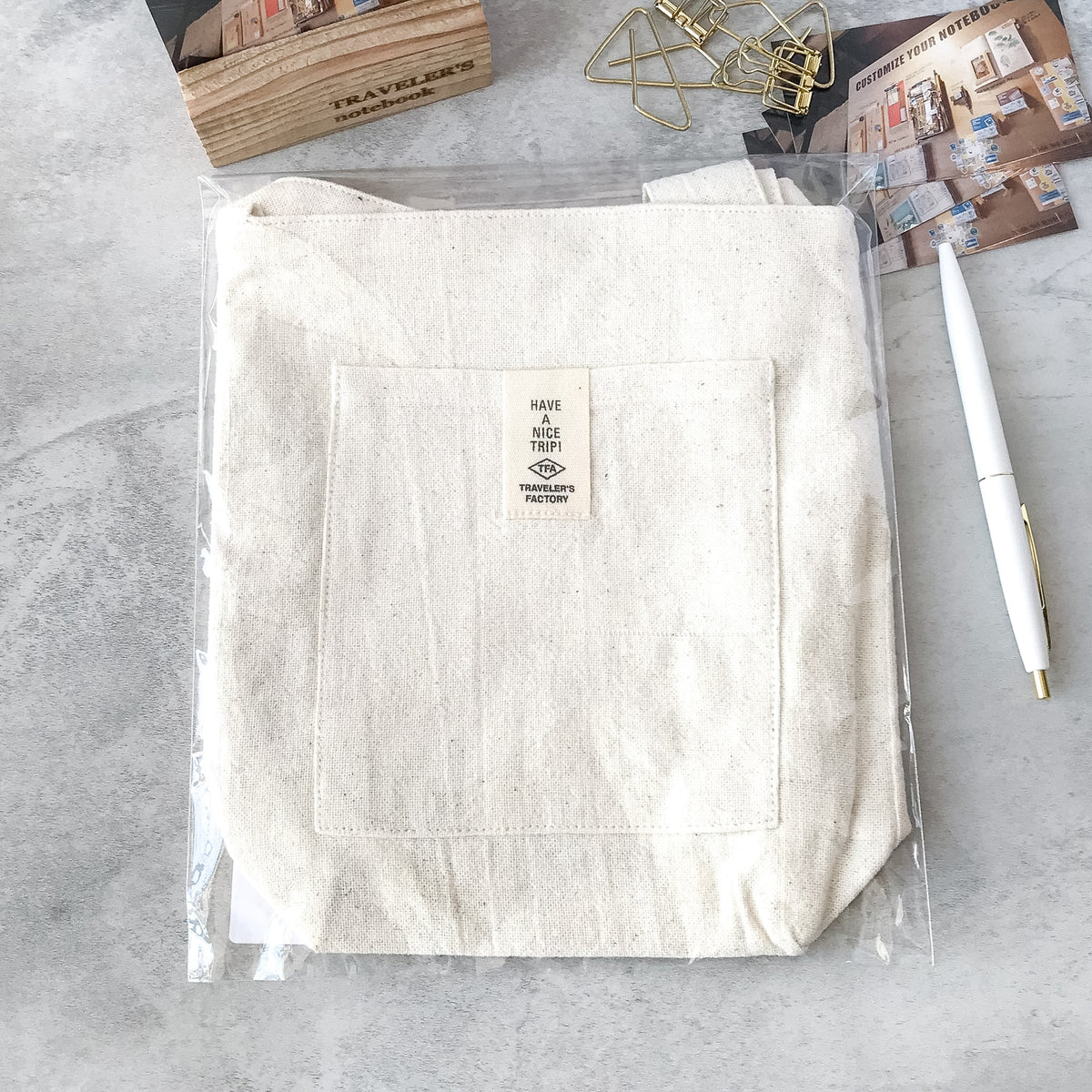 Traveler's Company: TF Sacoche Natural - Art Bloss