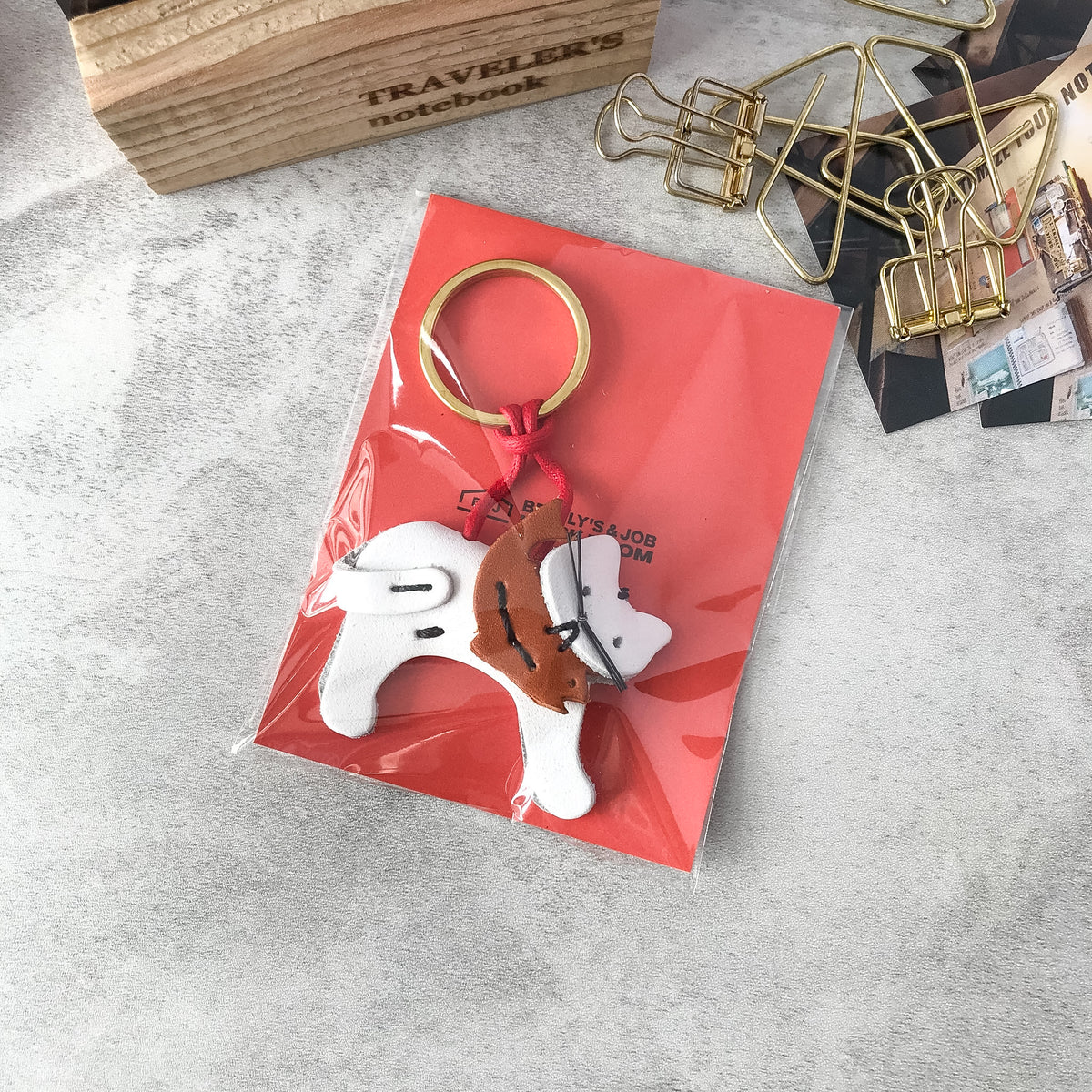 Benlly's & Job Work Room: Benlly's original Cat Salmon Keychain White - Art Bloss