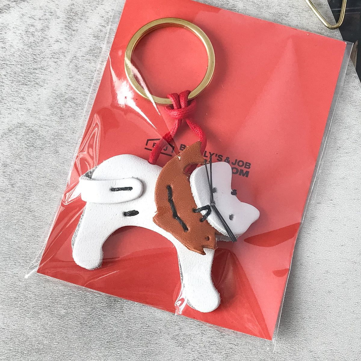 Benlly's & Job Work Room: Benlly's original Cat Salmon Keychain White - Art Bloss
