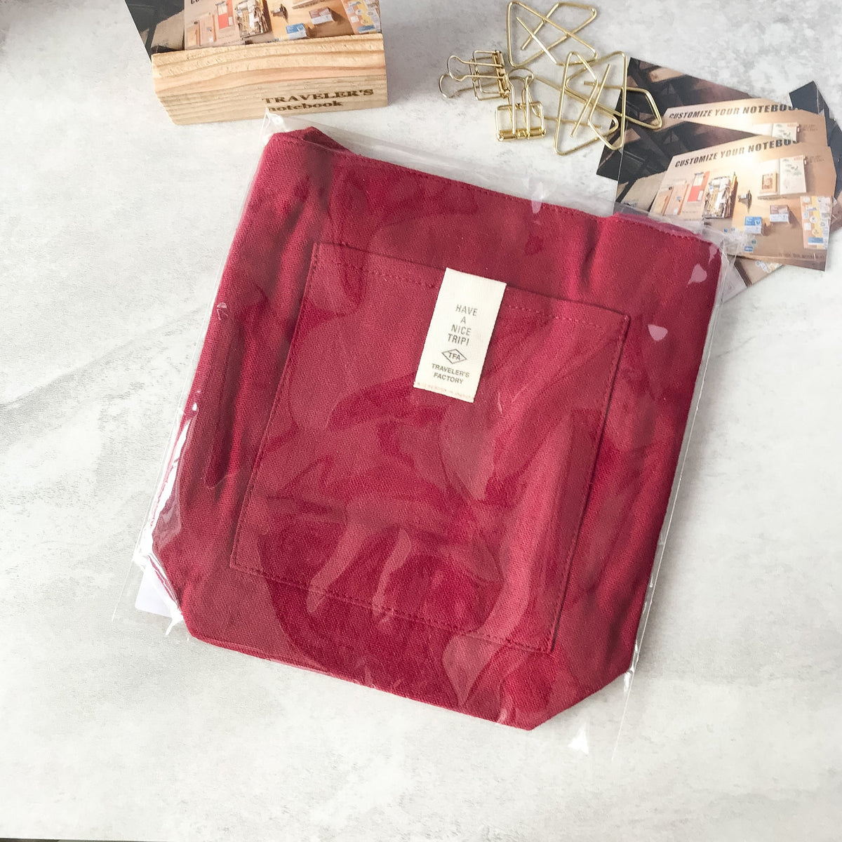 Traveler's Company: TF Sacoche Red - Art Bloss