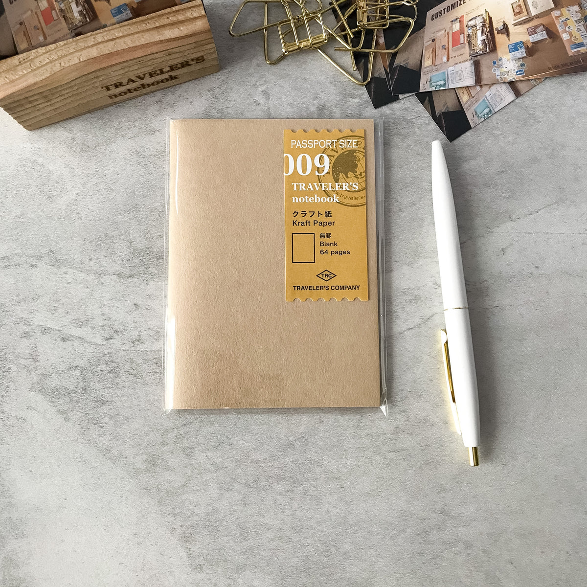 Traveler's Company: Traveler's Notebook Passport Size Refill, Kraft Paper - Art Bloss