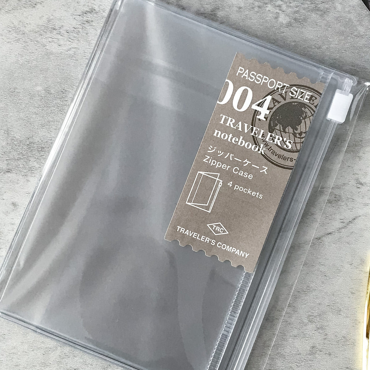 Traveler's Company: Traveler's Notebook Passport Size Refill, Zipper - Art Bloss