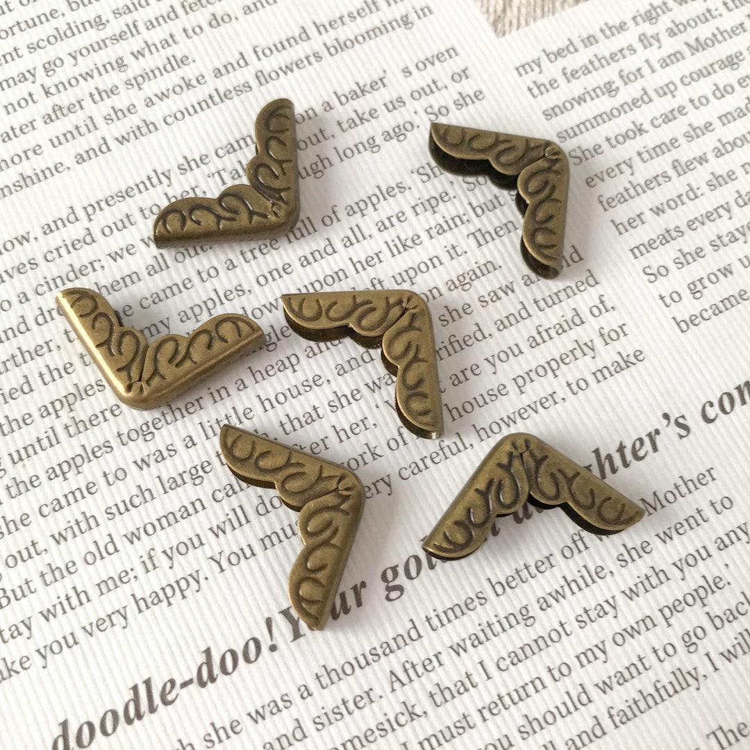 DIY Diary Scrapbook Notebook Corner Clip Protector